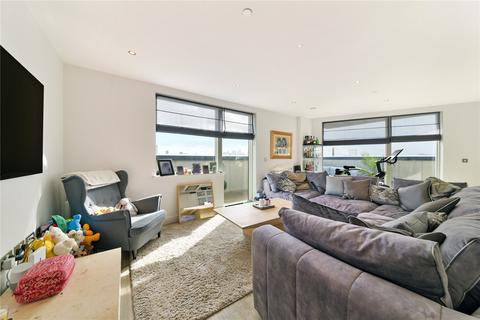 3 bedroom apartment for sale - Wyke Road, London, E3