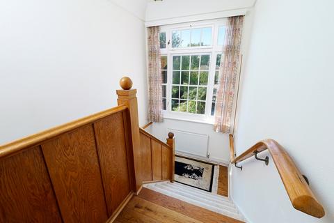 3 bedroom terraced house for sale, Canterbury Road, Etchinghill, Folkestone, CT18