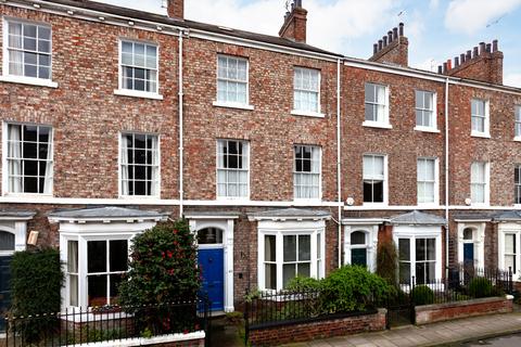 4 bedroom terraced house for sale, East Mount Road, York, North Yorkshire, YO24