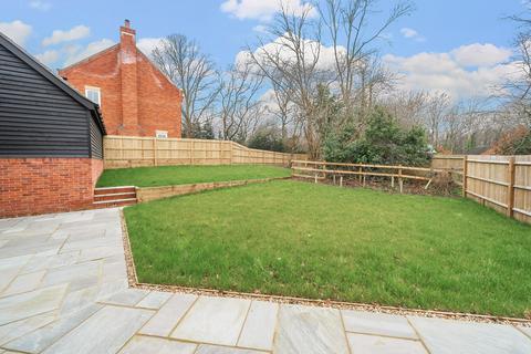 4 bedroom detached house for sale - The Spinney, Lady Bettys Drive, Fareham, Hampshire, PO15