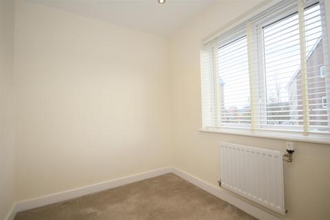 2 bedroom apartment to rent, Southlands Way Shoreham by Sea