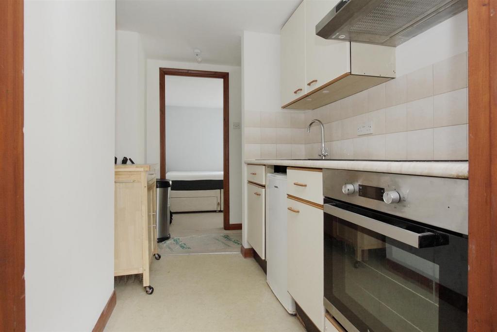 Old school house flat ph21.JPG