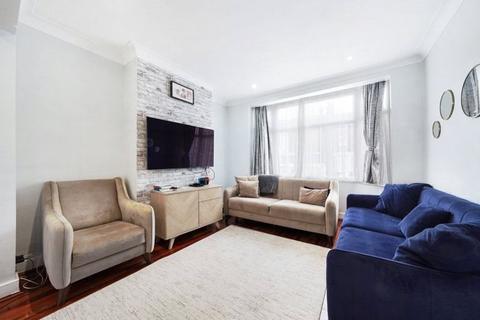 6 Halstead Road, Enfield, EN1 1QB