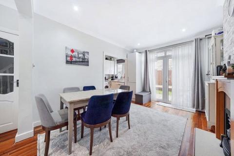 6 Halstead Road, Enfield, EN1 1QB