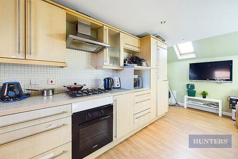 15 Avro Close, Southampton, SO15 4AE