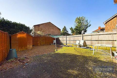 15 Avro Close, Southampton, SO15 4AE