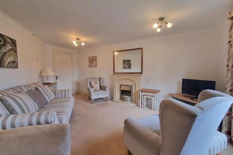 2 bedroom retirement property for sale, Grange Court, Warwick Road, Solihull