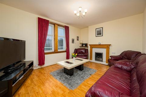 2 bedroom flat for sale - Moncur Crescent, Dundee DD3