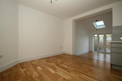 1 bedroom flat for sale, Crabtree Lane, Lancing BN15