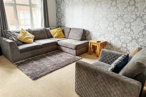 6 Barque Close, Littlehampton, BN17 6RP