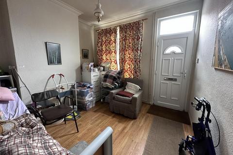 3 bedroom terraced house for sale - Moira Street, Leicester LE4