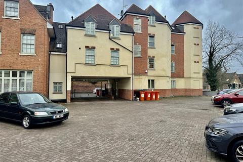 2 bedroom flat for sale, Loughborough Road, Leicester LE4