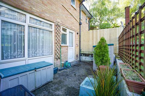 2 bedroom terraced house for sale, Leeds Close, Hastings