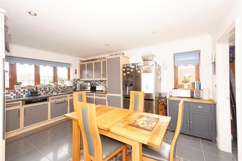 5 bedroom detached house for sale, Stonebeach Rise, St. Leonards-On-Sea