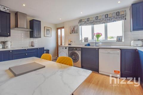 42 Pykenham Way, Hadleigh, Ipswich, IP7 5ER