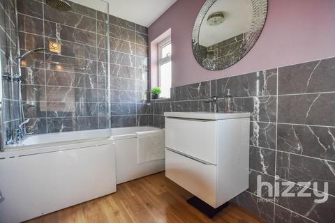42 Pykenham Way, Hadleigh, Ipswich, IP7 5ER