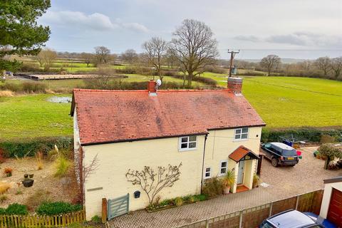 3 bedroom country house for sale, Melverley, SY10 8PF