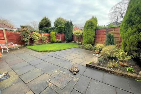3 bedroom semi-detached house for sale - Woodford Gardens, Didsbury