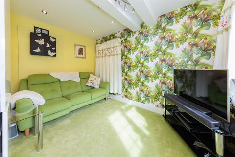 4 bedroom detached house for sale - Furzen Close, Dunstable, Bedfordshire