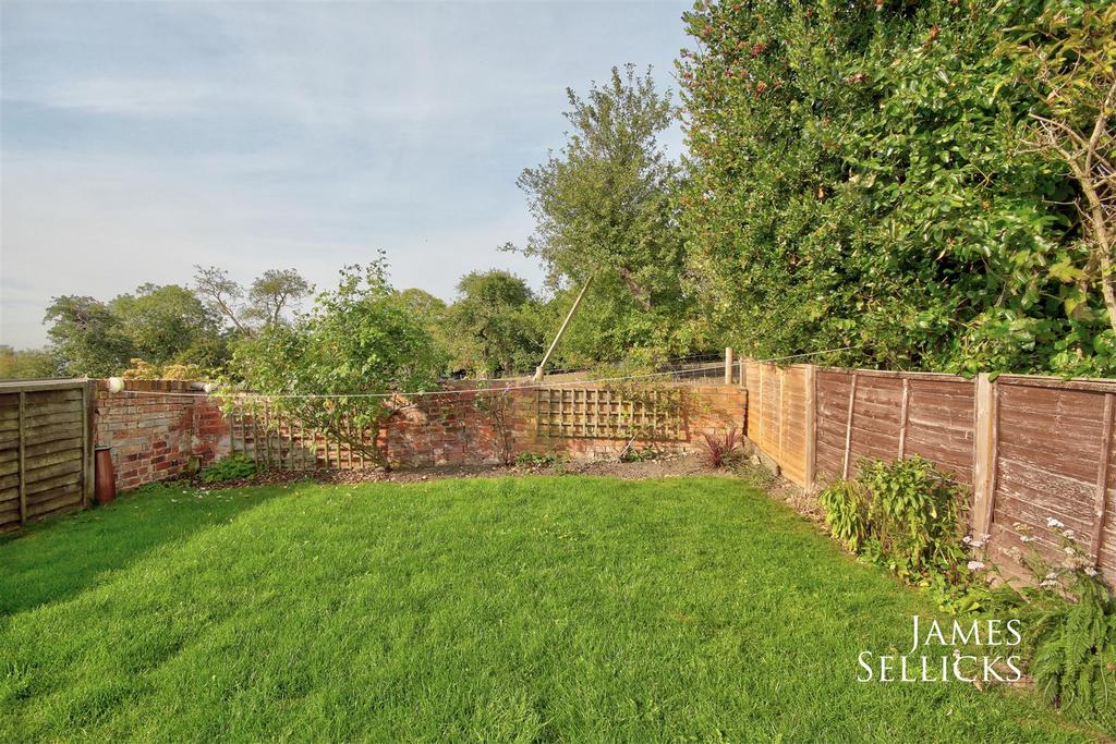 The Cottage, East Langton, Market Harborough 2 bed character property