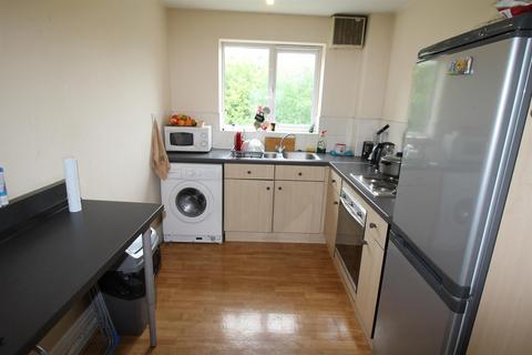 2 bedroom apartment for sale, Barbel Drive, Wednesfield