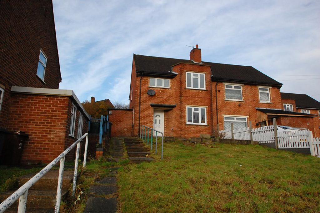 Vale Road, Swadlincote DE11 3 bed house to rent £800 pcm (£185 pw)