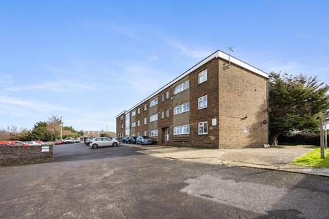 2 bedroom flat for sale, Cokeham Road, Sompting, Lancing