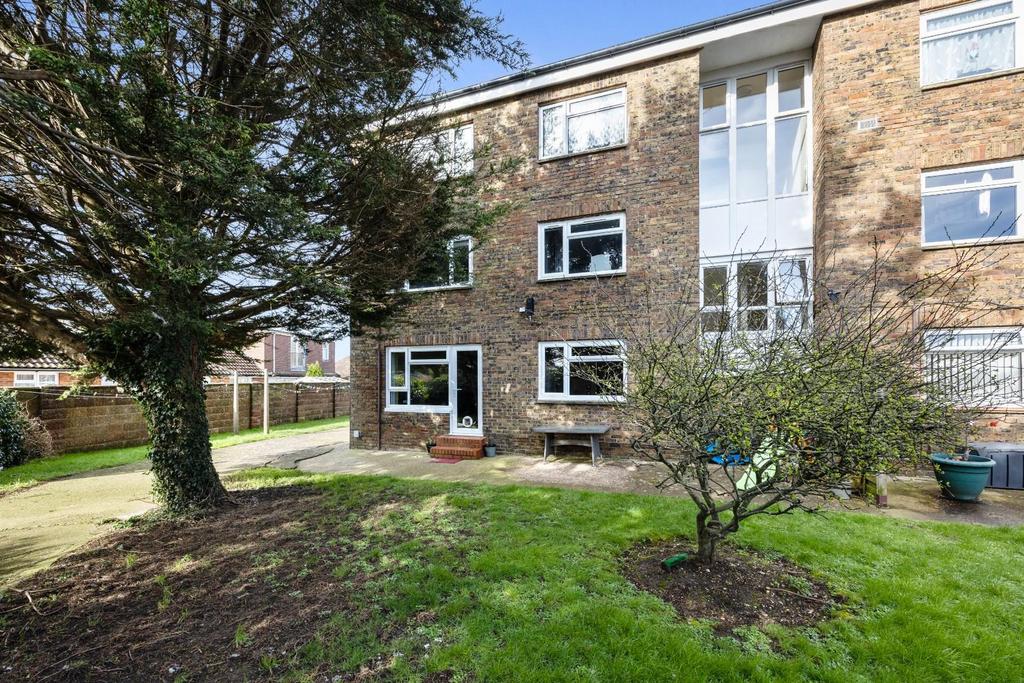 Inglecroft Court 11-0015.jpg