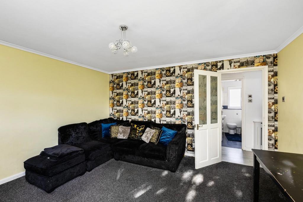 Inglecroft Court 11-0011.jpg