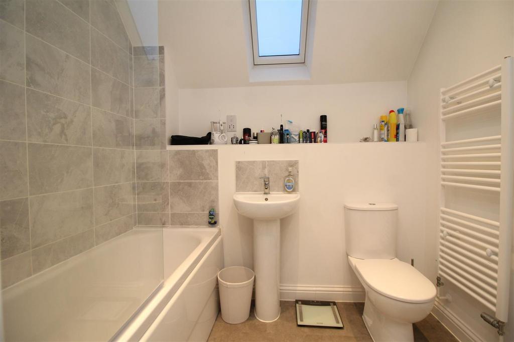Bathroom.JPG