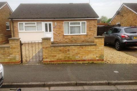 2 bedroom bungalow to rent, Churchfield Way, Whittlesey PE7 1JZ