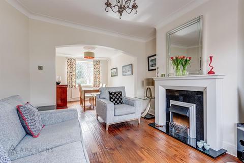 28 Lydgate Hall Crescent, Sheffield, S10 5NE