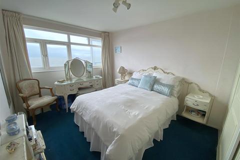 2 bedroom flat for sale, 251-255 Kingsway, Hove BN3