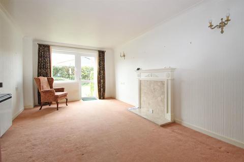 1 bedroom apartment for sale, Mary Rose Avenue, Wootton Bridge, Ryde