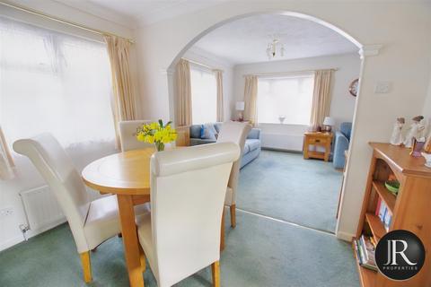 2 bedroom mobile home for sale, Lower Lodge Park, Armitage WS15