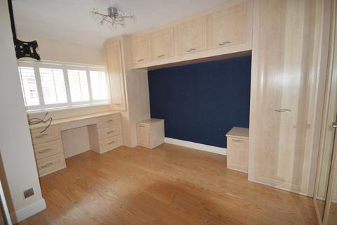 3 bedroom terraced house to rent - Patrick Road
