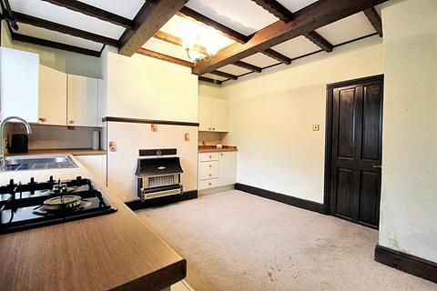 3 bedroom terraced house for sale - Northgate, Almondbury, Huddersfield, HD5 8RX