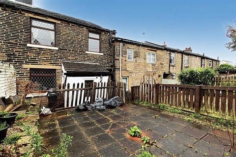 3 bedroom terraced house for sale, Northgate, Almondbury, Huddersfield, HD5 8RX