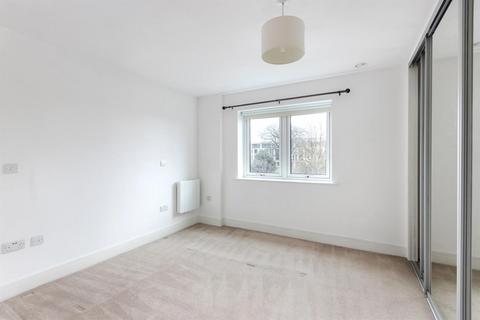 2 bedroom flat to rent - Roehampton Lane, London, SW15