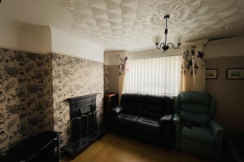 32 Brynymor, Burry Port, SA16 0LA