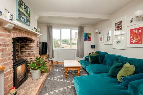 9 Catbrook, Chipping Campden, GL55 6DF
