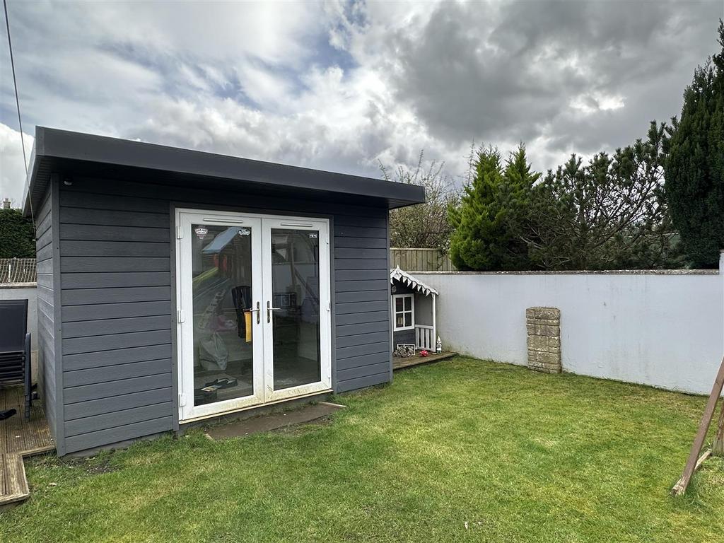 Garden Office