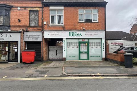 Shop to rent, Clarendon Park Road, Leicester