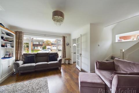 4 Herondale, South Croydon, CR2 8SN