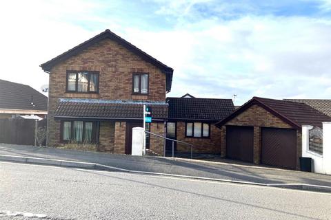 5 bedroom detached house for sale, Heol Pentre Felen, Llangyfelach, Swansea