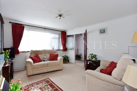 16 Abingdon Place, Potters Bar, EN6 1TF
