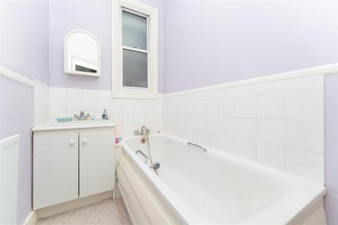 76 Lavington Road, London, W13 9LR