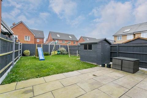 35 Boxall Way, Slough, SL3 7UG