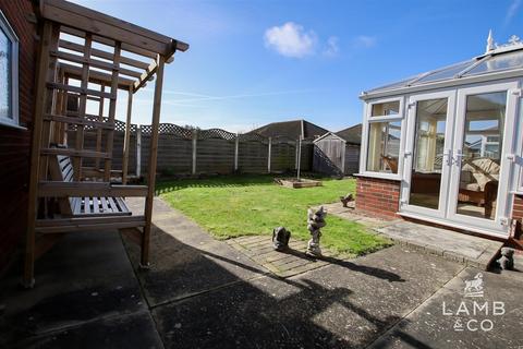 66 Crome Road, Clacton-on-sea, CO16 8YG