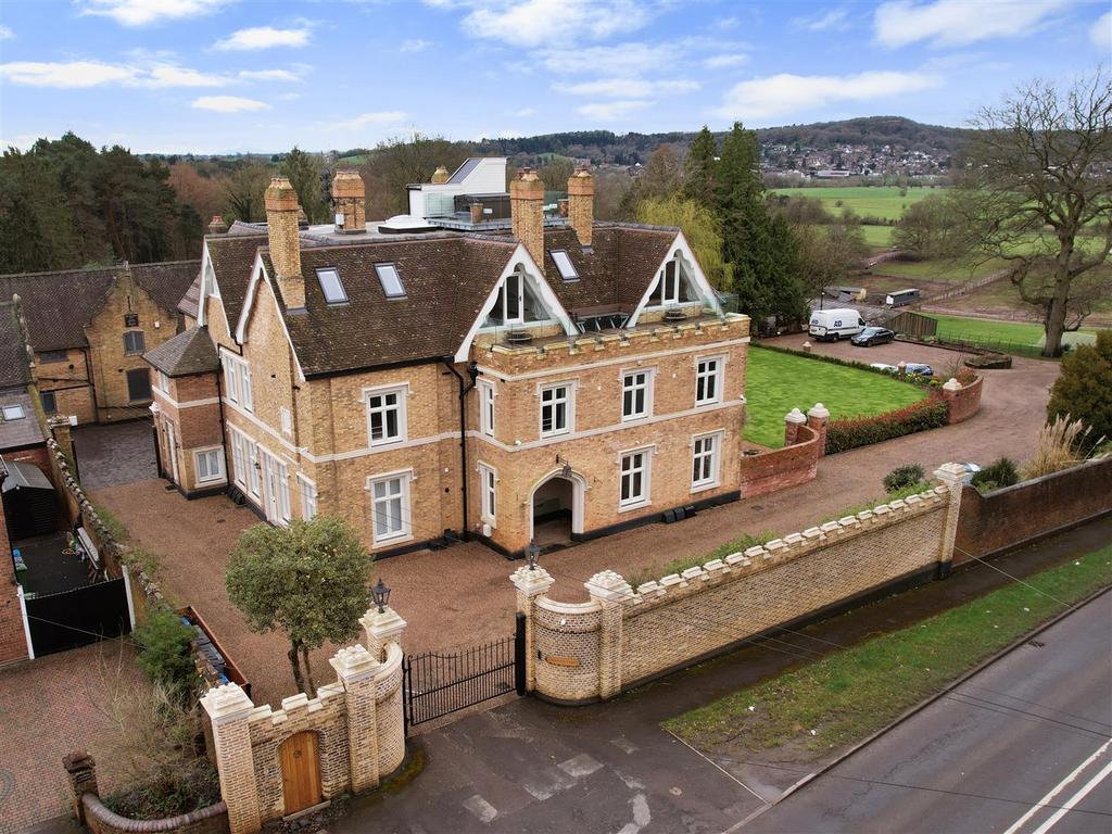 Stourton Court